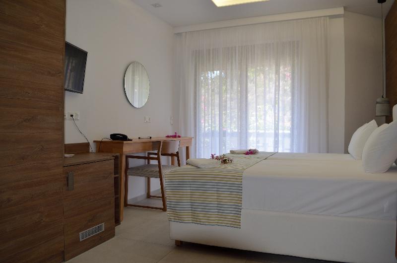 Fevro Hotel Agia Galini Exterior foto
